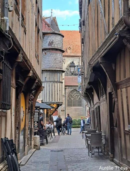 Le Clos Guivet Troyes Bagian luar foto