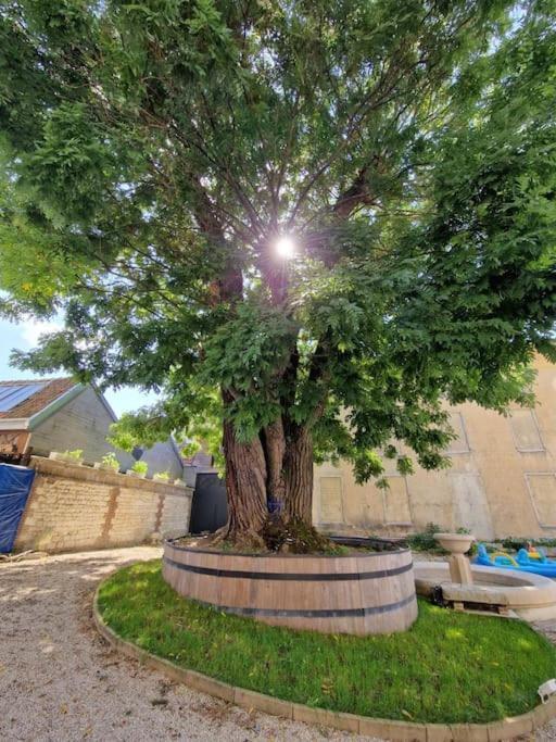 Le Clos Guivet Troyes Bagian luar foto